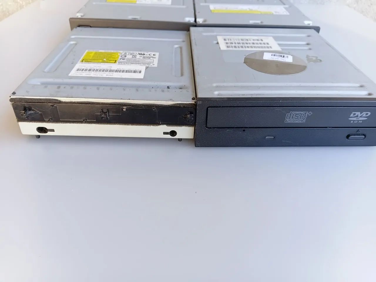 Lote com 4 Gravadores e Leitores DVD SATA - Usados e Funcionando - Foto 4