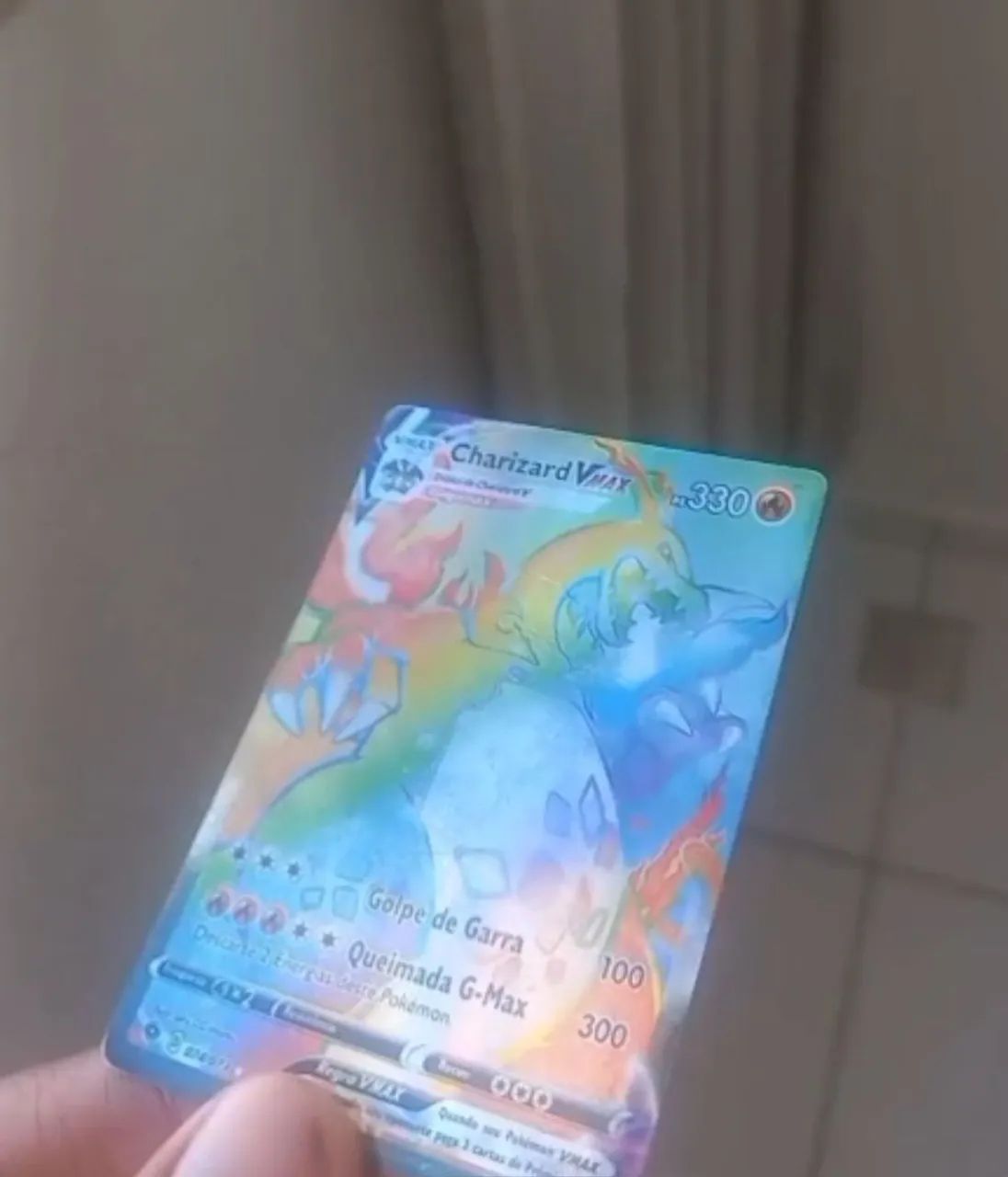 CHARIZARD VMAX RAINBOW 074/073 PT-BR CHAMPION'S PATCH - Foto 3