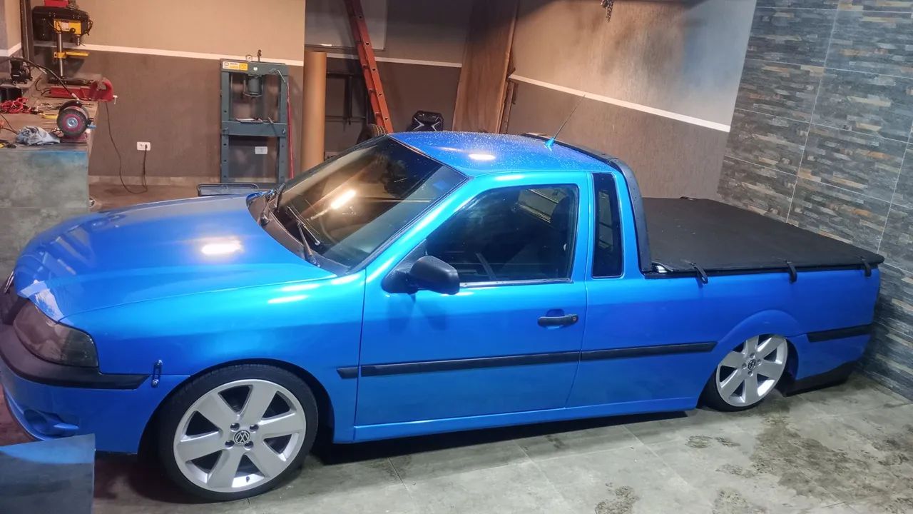 Volkswagen Saveiro FUN 1.8 99cv/ City E S.surf 1.6 2002