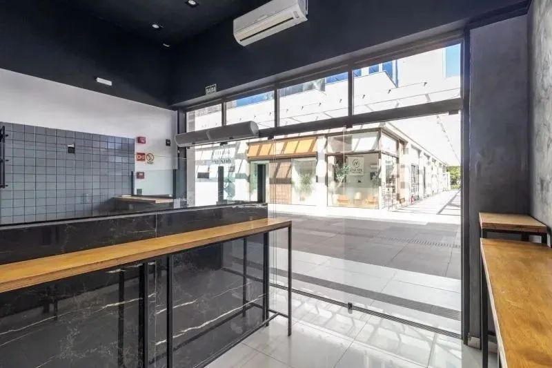 Ponto Comercial/Loja para Aluguel no Bairro Praia De Belas com 25m² disponíveis