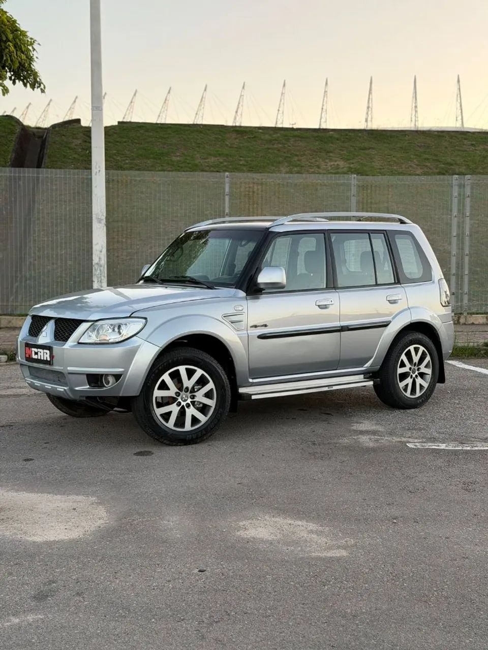 Mitsubishi Pajero Pajero TR4 2.0/ 2.0 Flex 16V 4x4 Aut. 2015