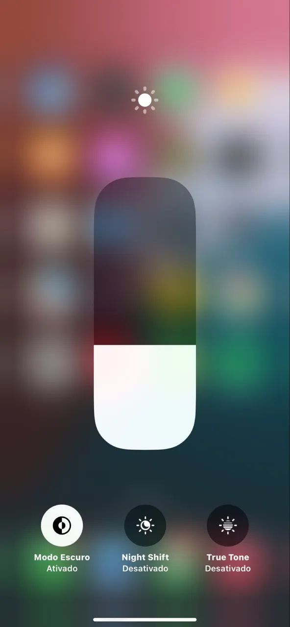 iPhone XR com a tela quebrada, mas funciona normal 