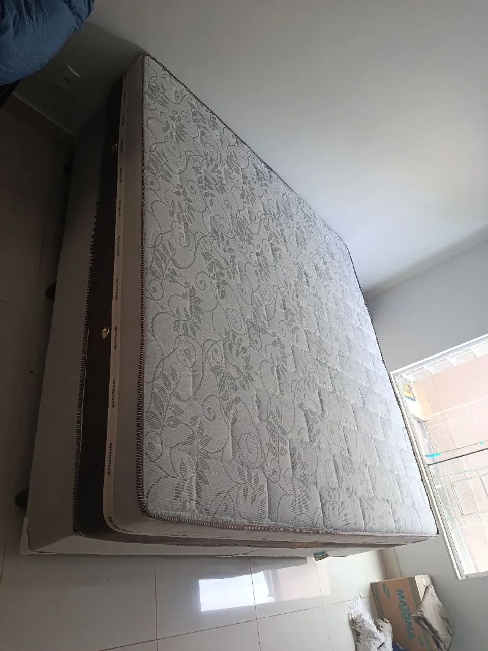 Cama super King com colchão firme resistente a peso  - Foto 4