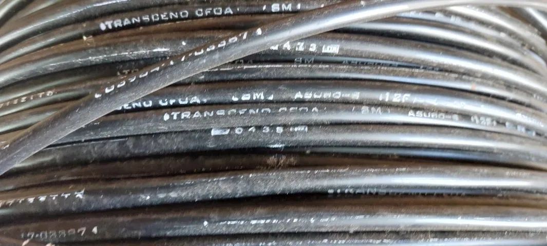 CABO DE FIBRA ÓPTICA MONOMODO, AUTOSUSTENTADO DE 12 FO