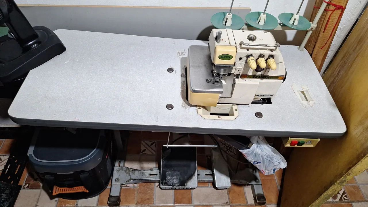 Máquina overloque  - Foto 2