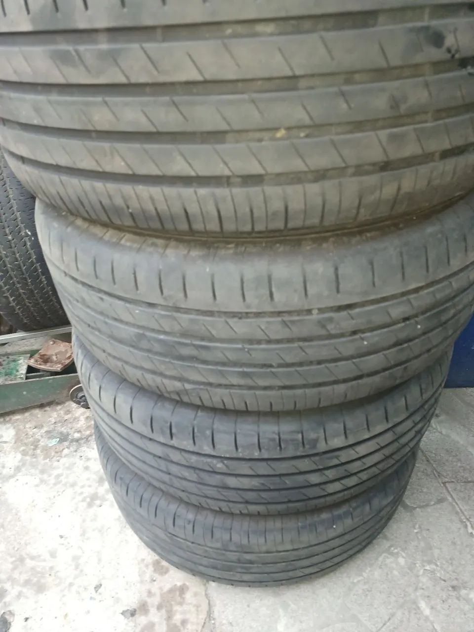 Pneus 265 60 18 