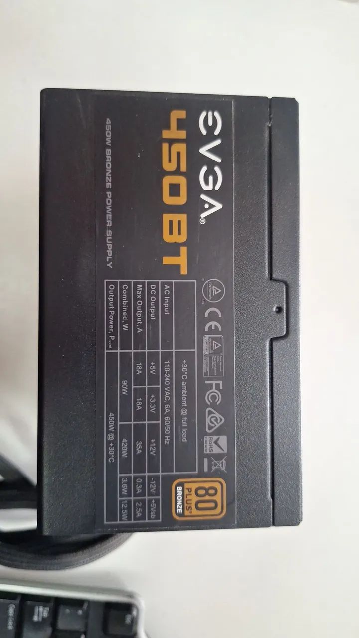 Fonte EVGA 450 W