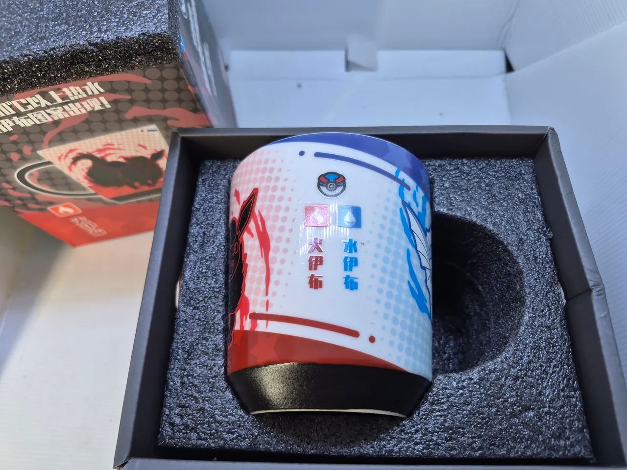 Caneca mudar de cor  Vaporeon e  Flareon - Foto 4