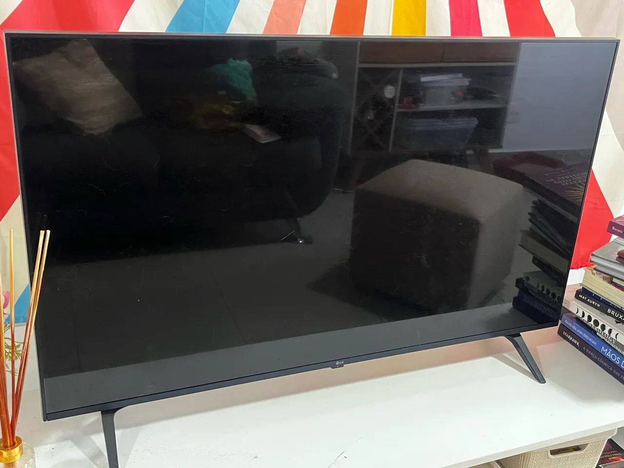 Smart TV LG 43 polegadas 4K UHD - Perfeito Estado - R$ 1.500