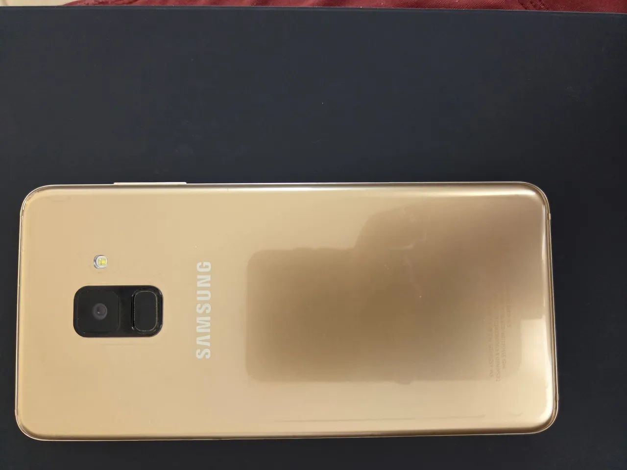 Smartphone Samsung A8 - Foto 3