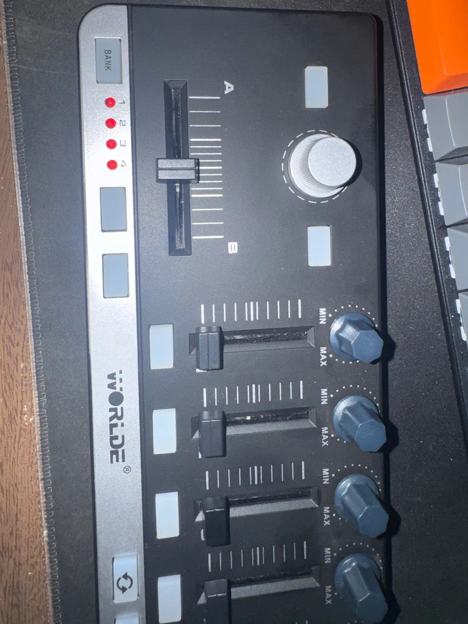 Controlador Midi Easycontrol 9 - Foto 2