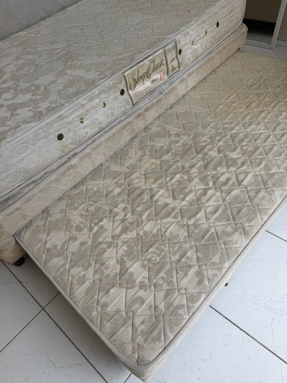 Cama de solteiro (Bicama) possui 2 colchões de solteiro  - Foto 3