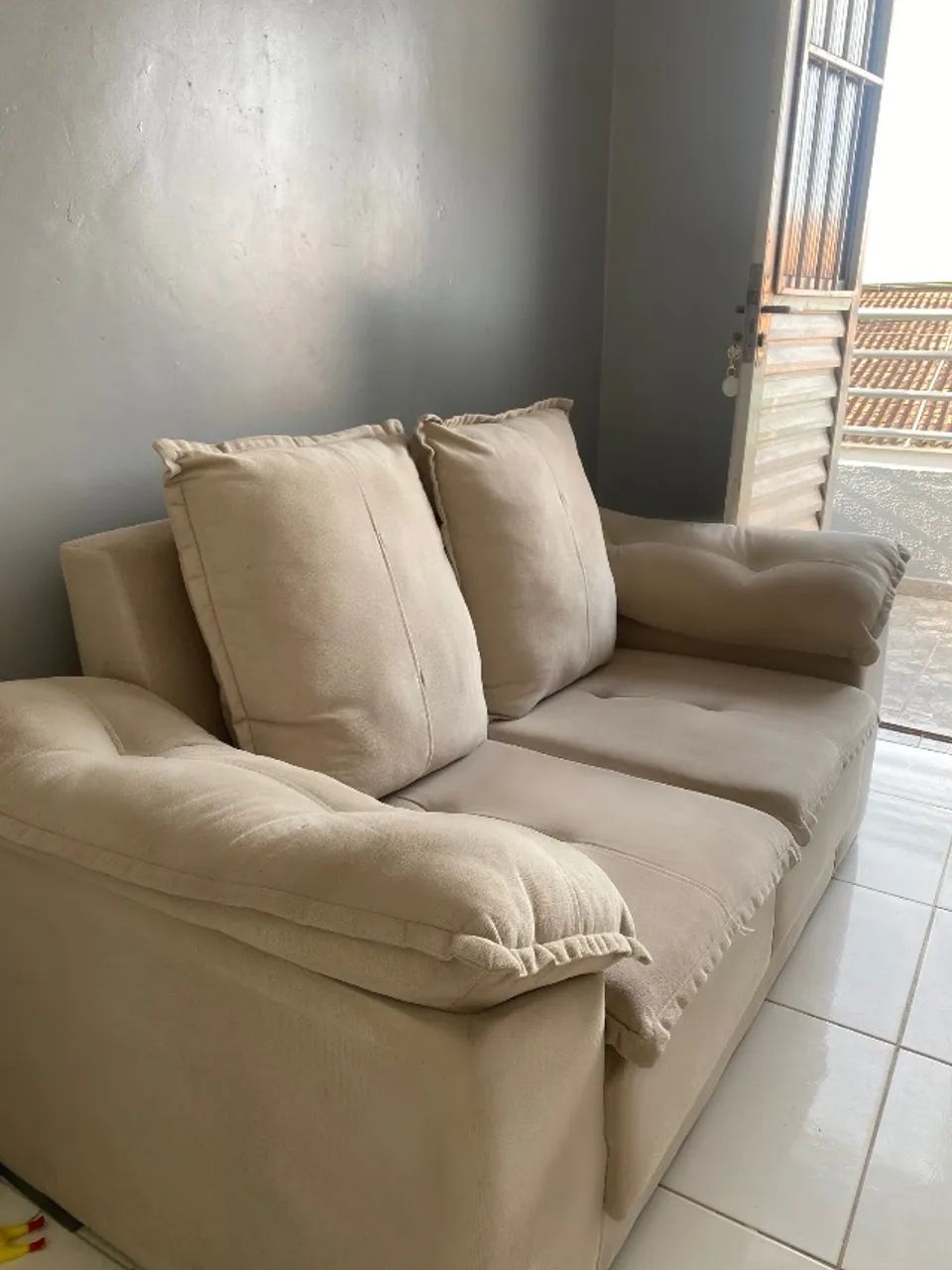 Sofá bege Ravena - Foto 3