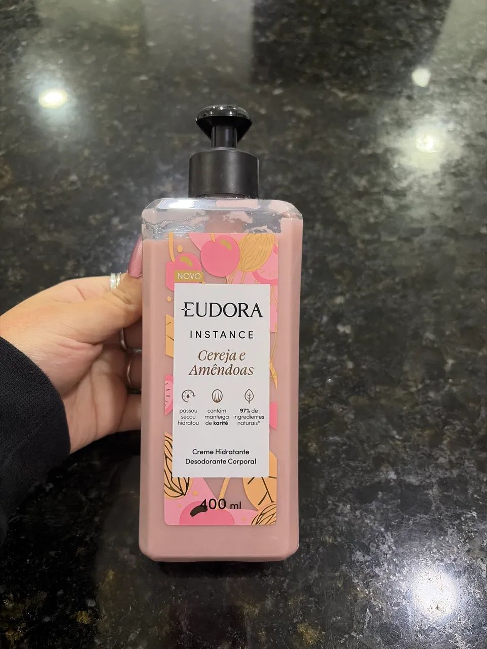 Hidratante cereja e amêndoas Eudora 