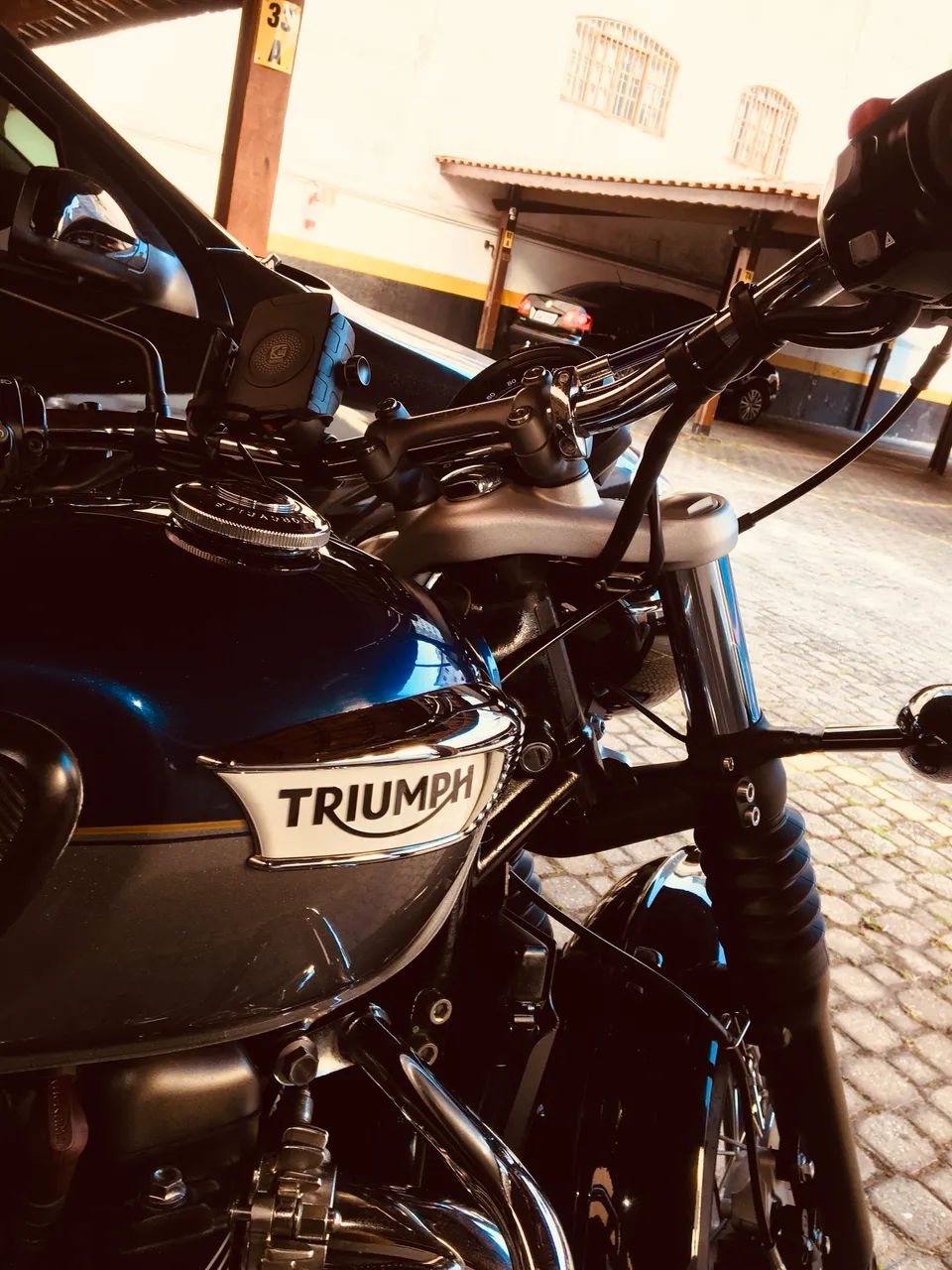 Triumph Speedmaster 1200  - Foto 3