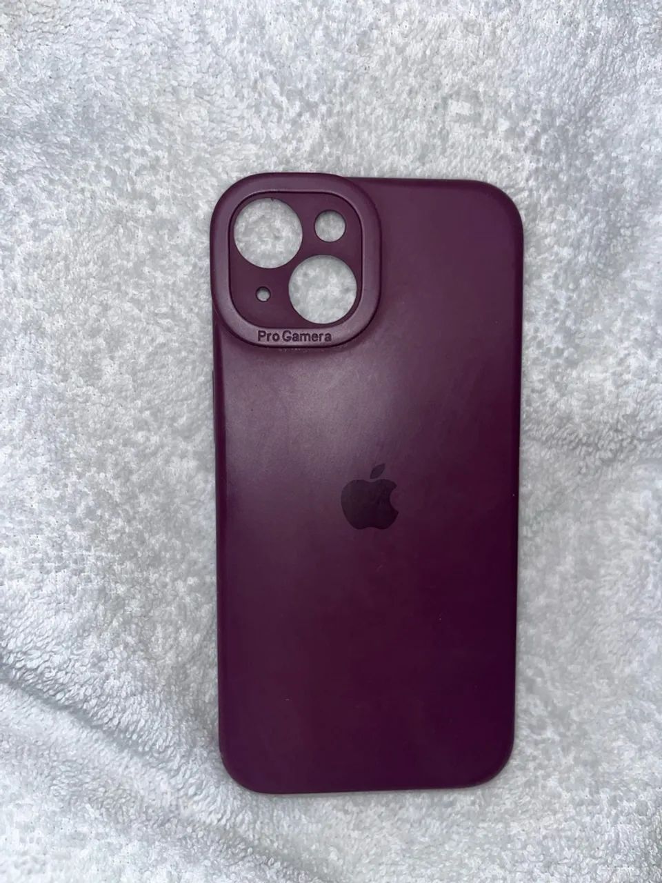 Capinha iphone 13 vinho