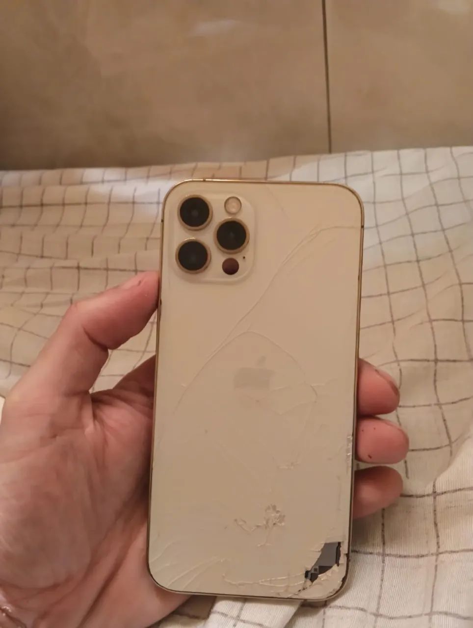 iPhone 12