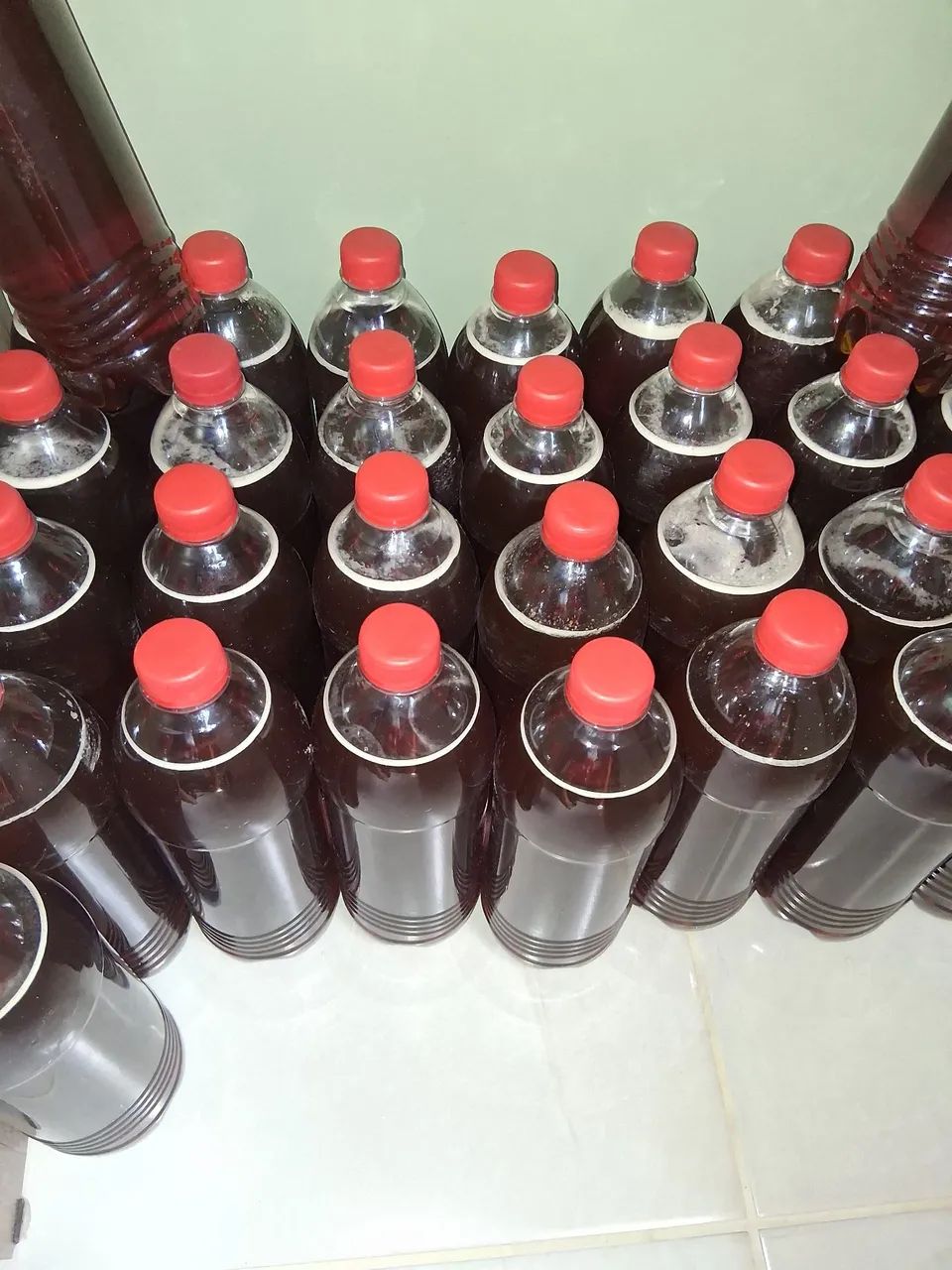 Vendo mel de abelhas 50,00 o litro - Foto 4