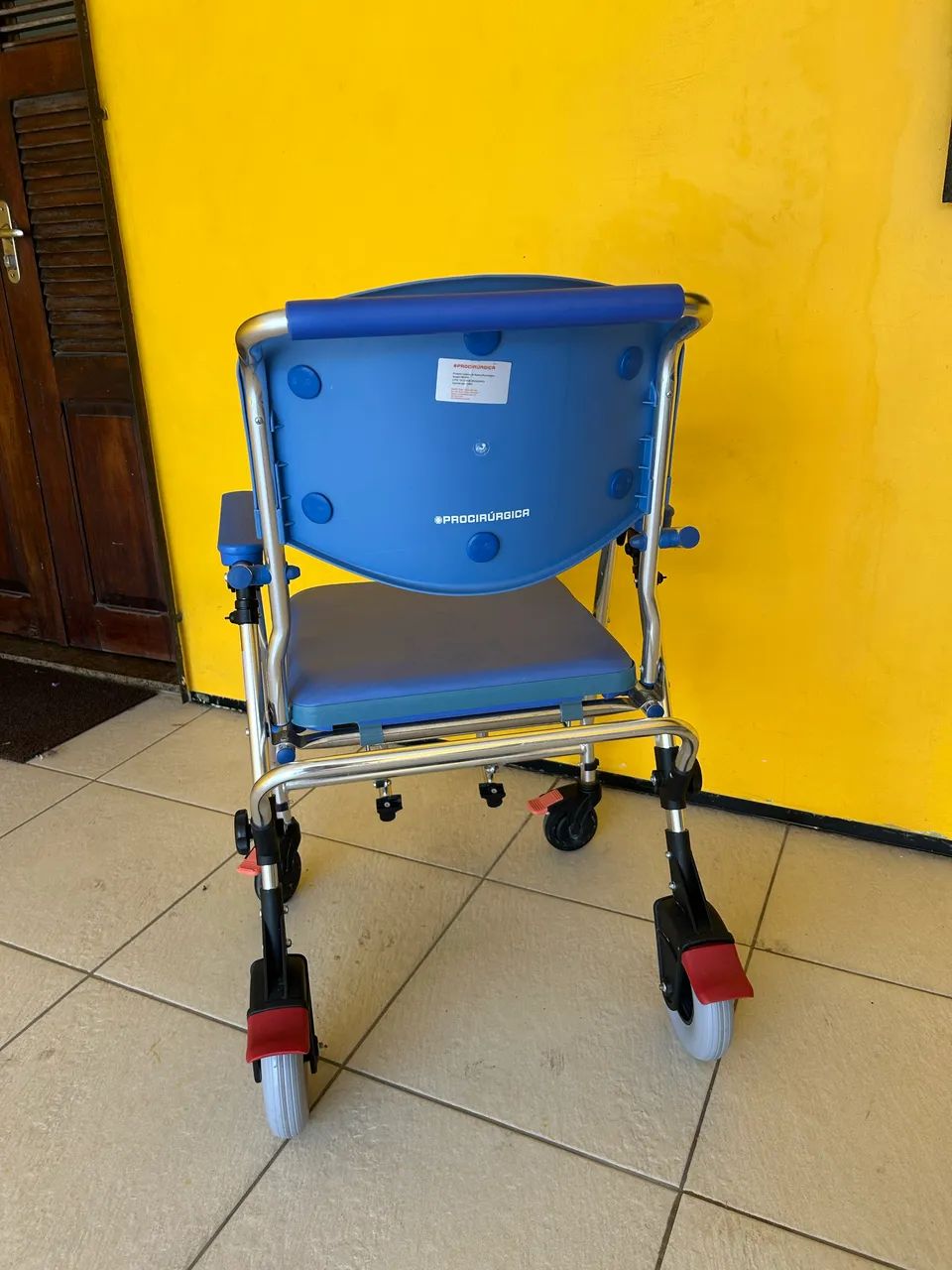 CADEIRA DE BANHO NOVA - Foto 3