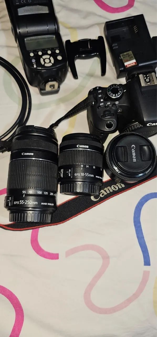 KIT CÂMERA CANON T7i + 3 LENTES + FLASH + ACESSÓRIOS - Foto 2