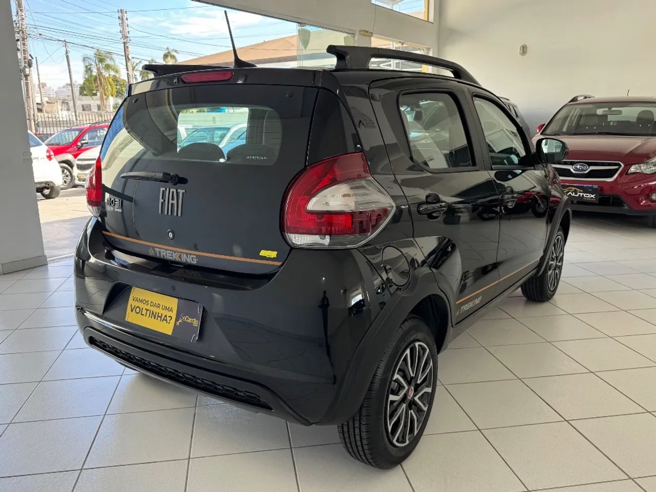 Fiat Mobi Trekking 1.0 Flex 5P 2023 - Foto 4