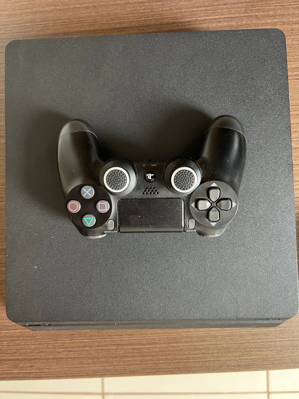 PS4 SLIM 1TB - Foto 2