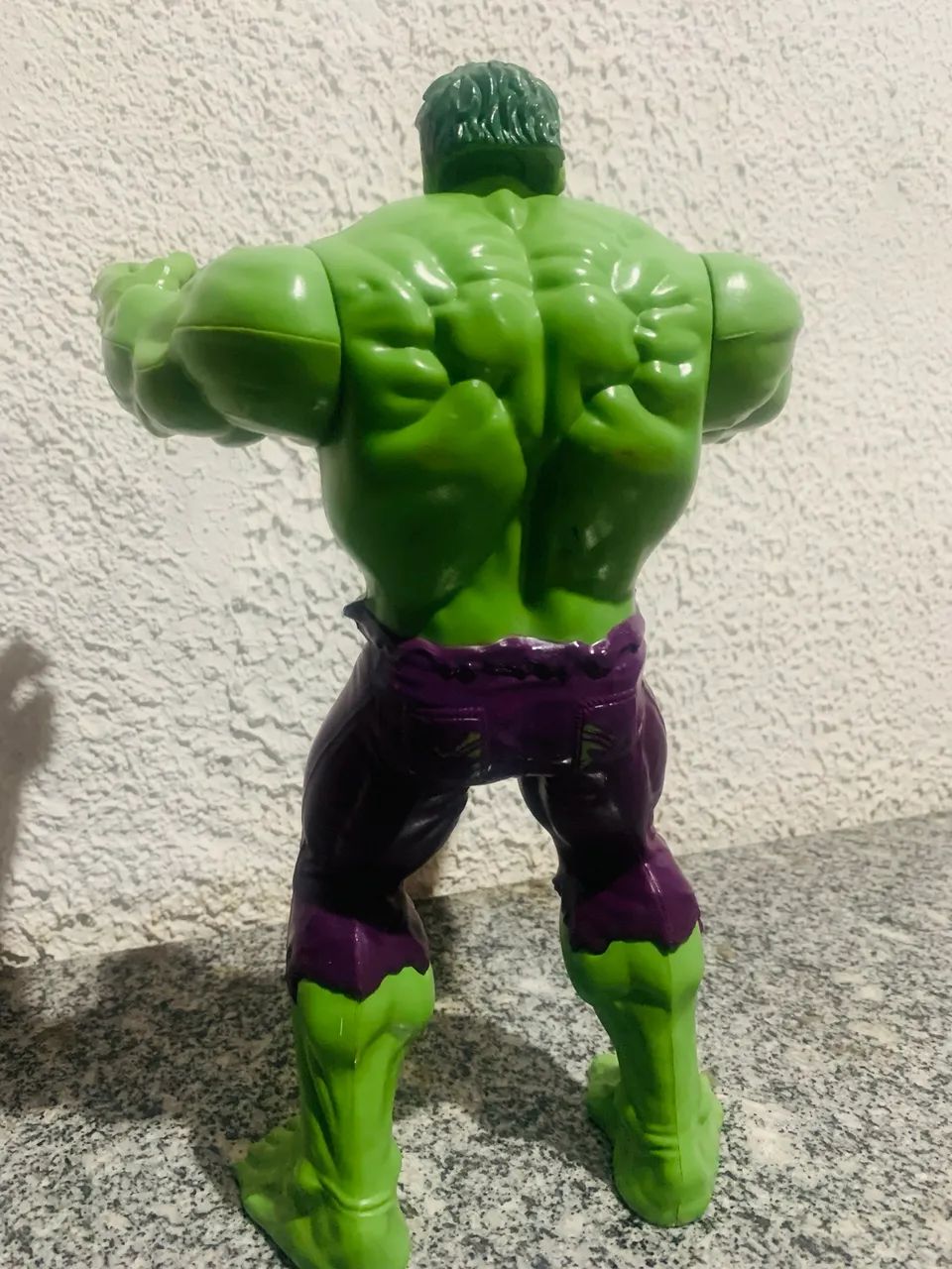 Boneco Hulk Gigante - Figura de Ação Marvel - Foto 2