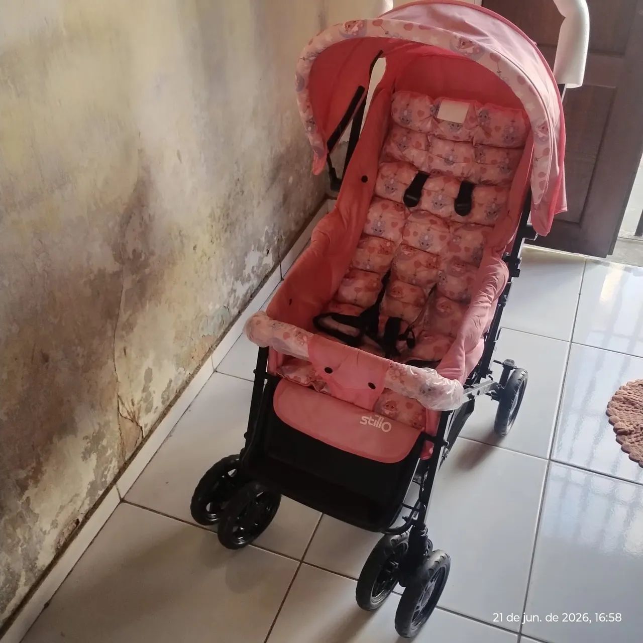 Carrinho de bebê semi novo  - Foto 3