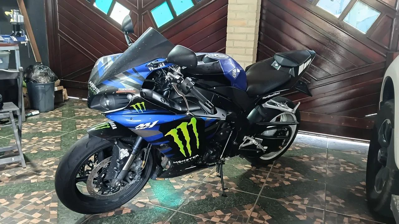 Yamaha R1 2013 - Foto 4