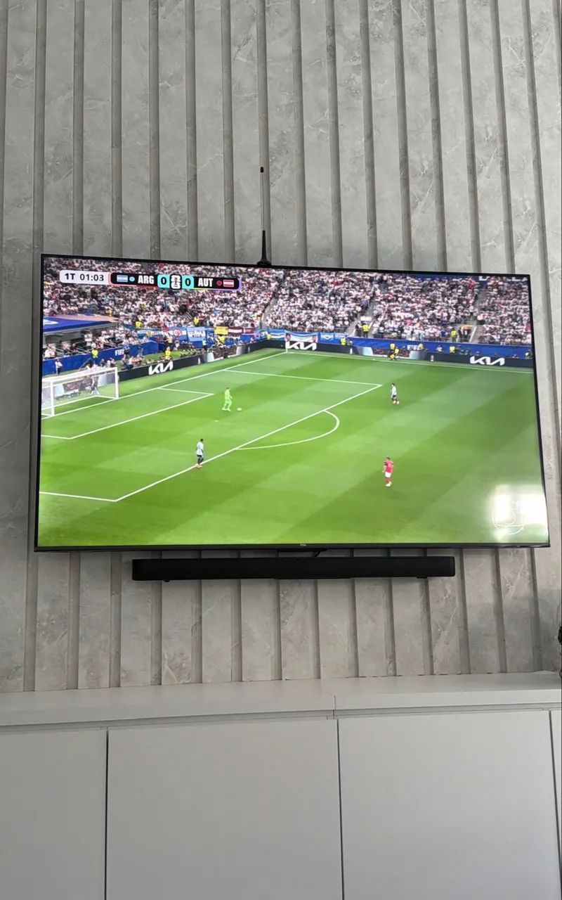 Tv de 65 polegadas com comando de voz 