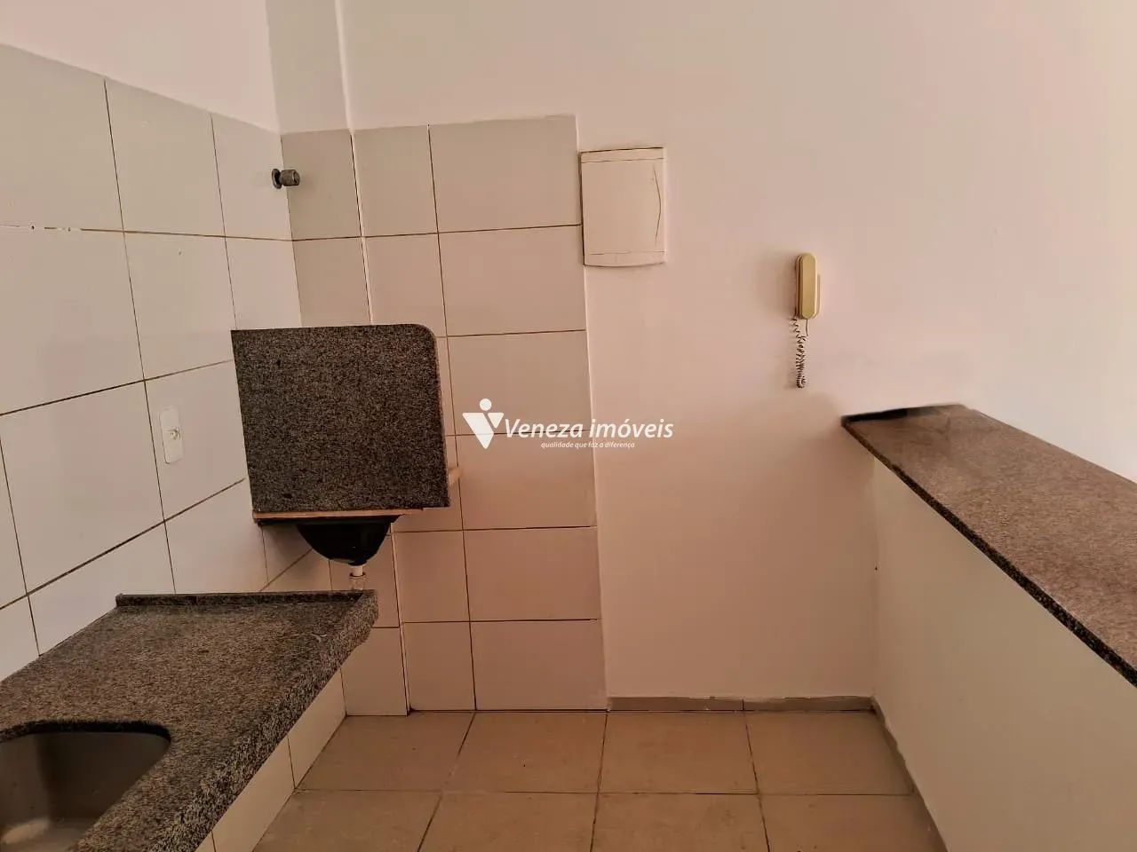 Apartamentono Centro com 2 Suítes, Varanda e Garagem | Edifício Maria Teresa - Foto 4