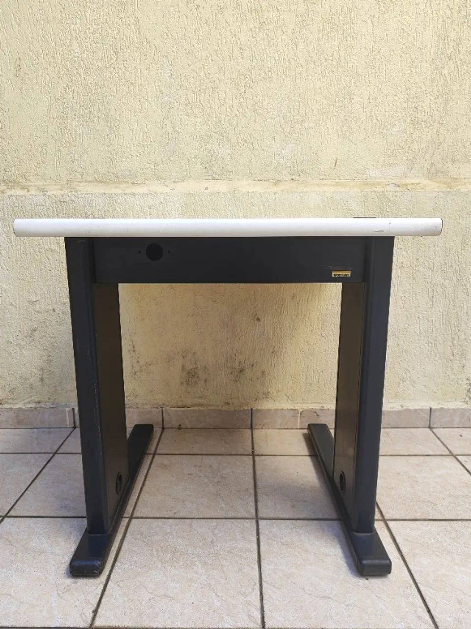 Mesa Escrivaninha Compacta de Computador de 2 Níveis - Foto 4