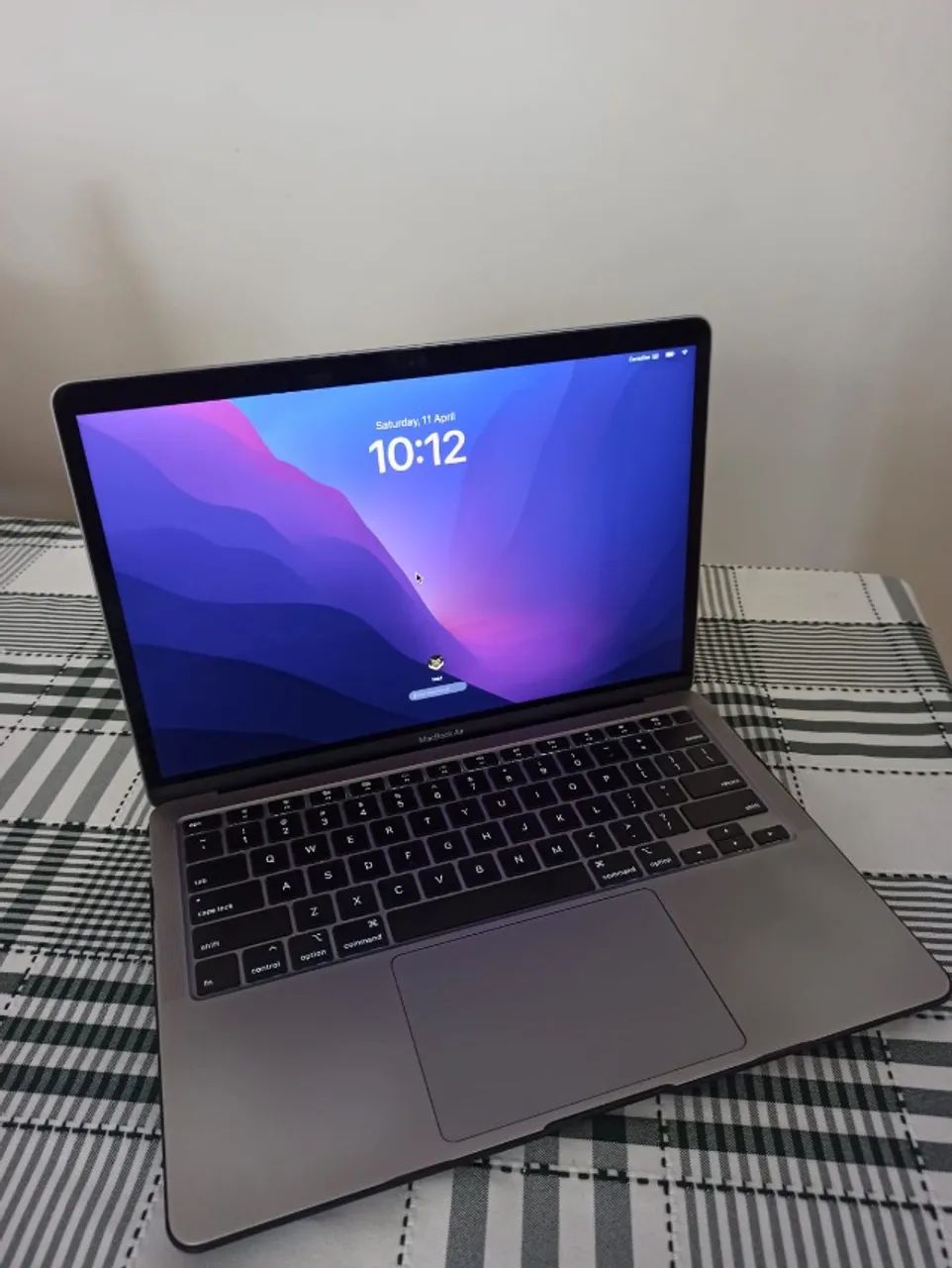 MacBook Air 2020 - Intel core i7- 16gb RAM - 256gb SSD - Tela 13.3