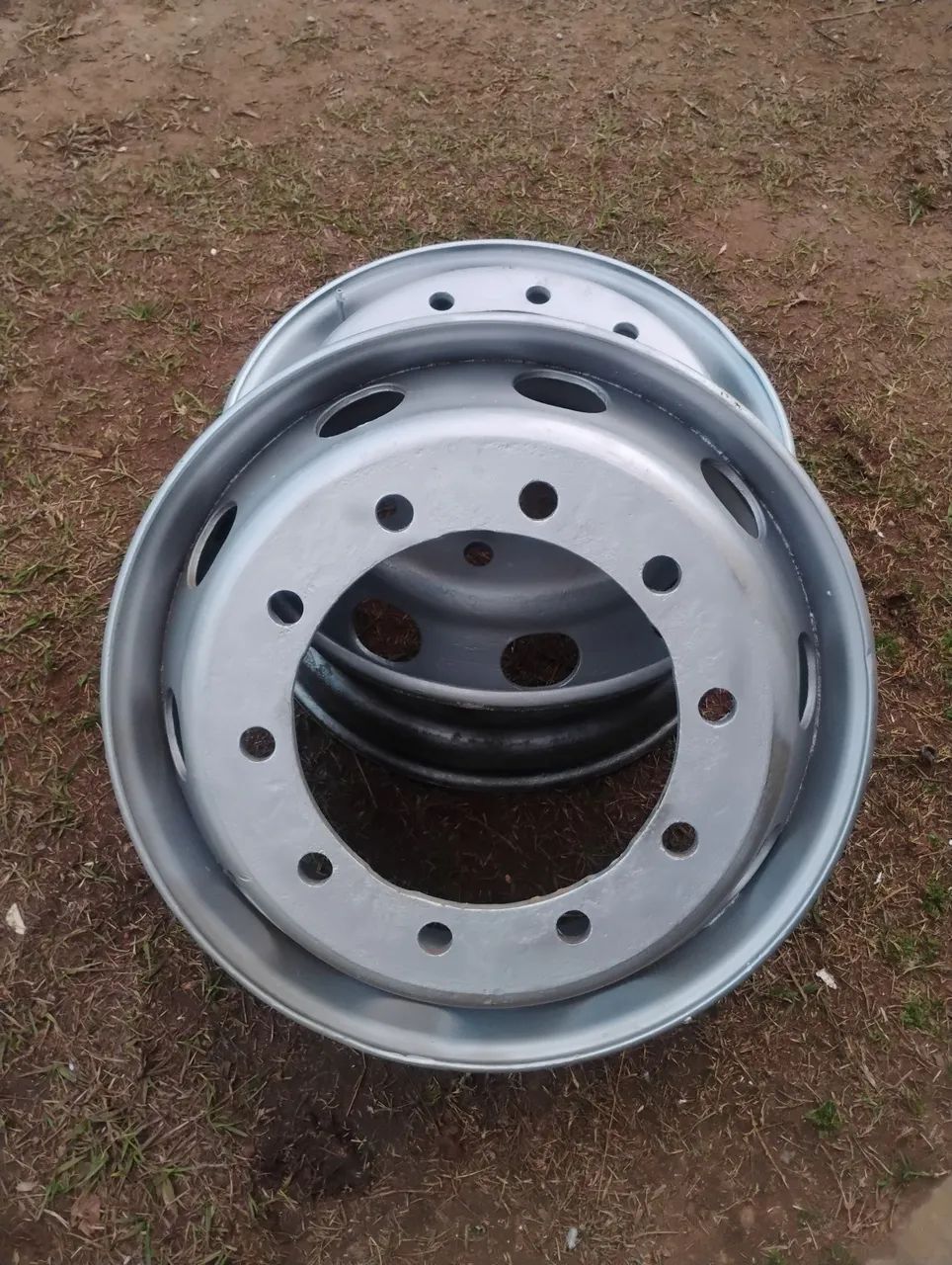 Rodas 275