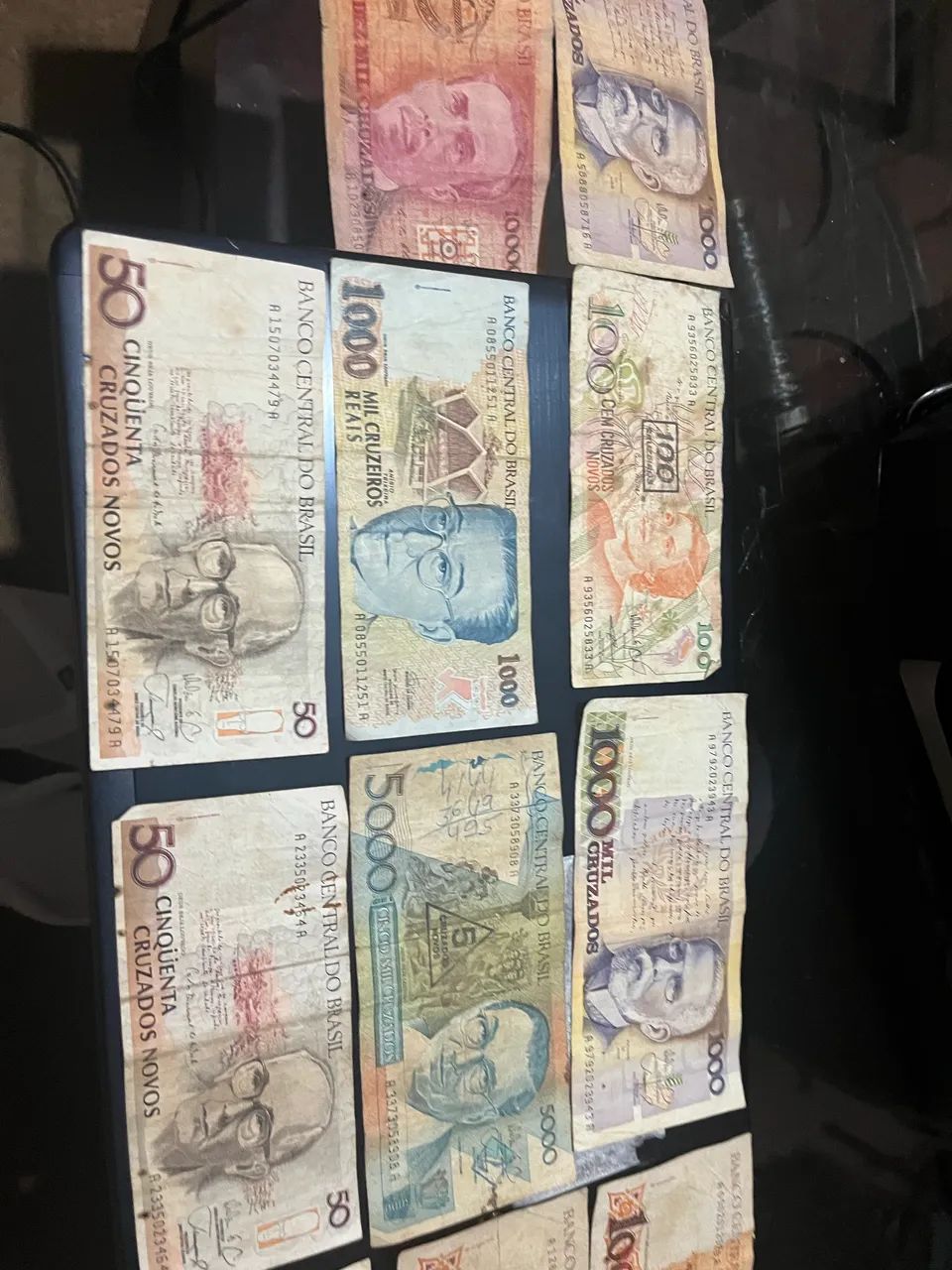 Onze notas antigas em64962661934466125