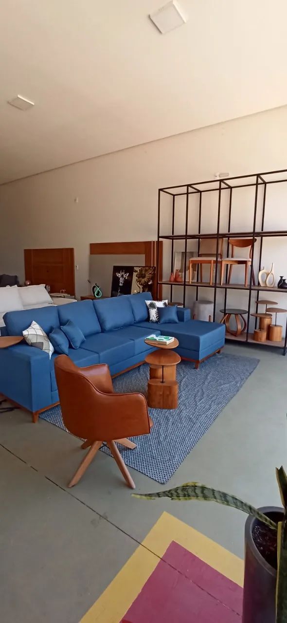 Sofá Com Chaise 3,00m Mostruario Loja Peça única  - Foto 2