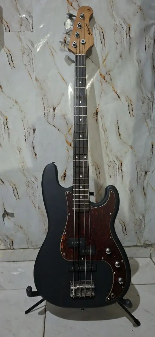 Baixo strimberg top