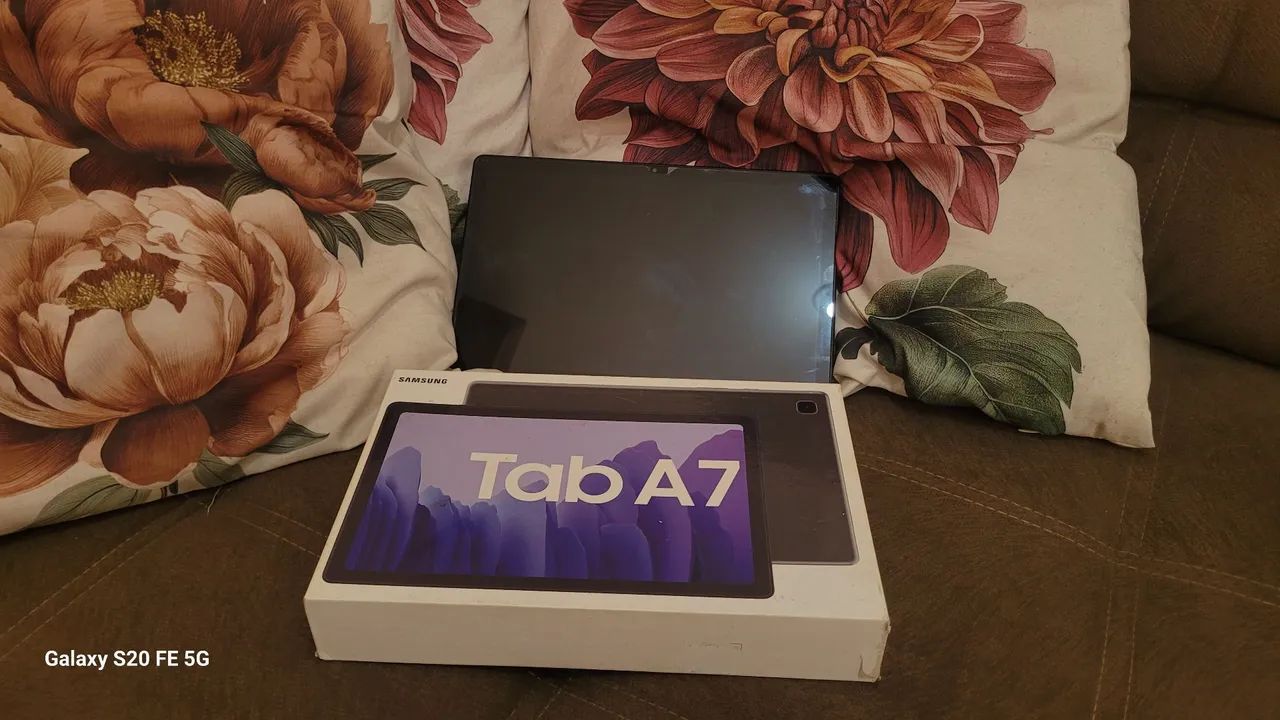 Celular tablet TAB A - Foto 2