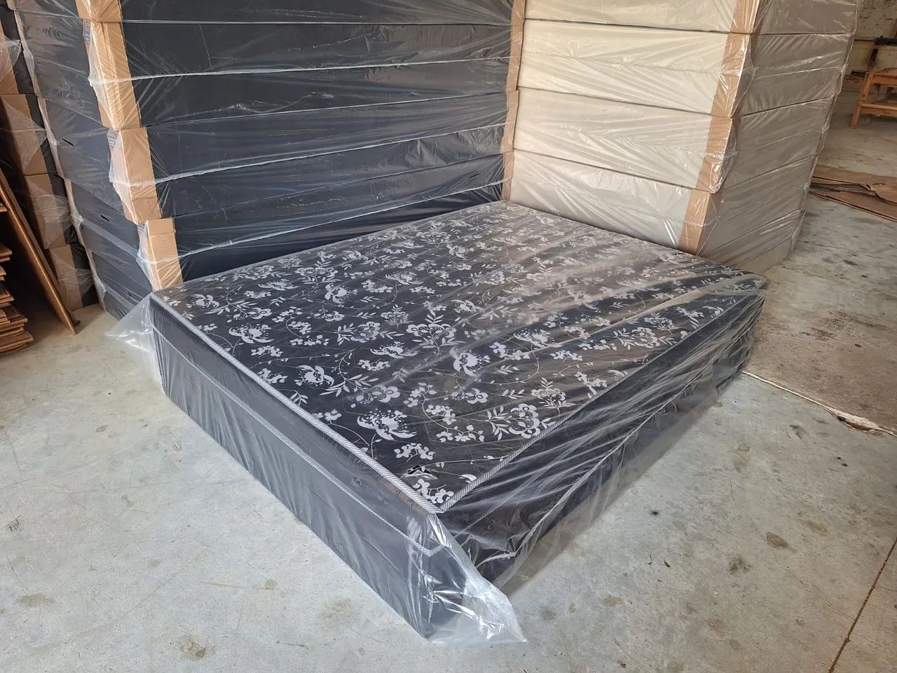 Unibox casal