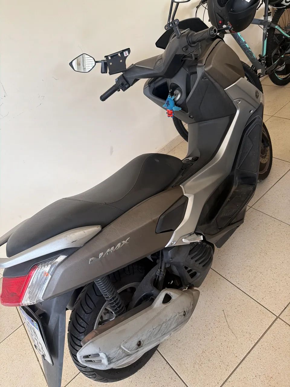 NMAX  - Foto 2
