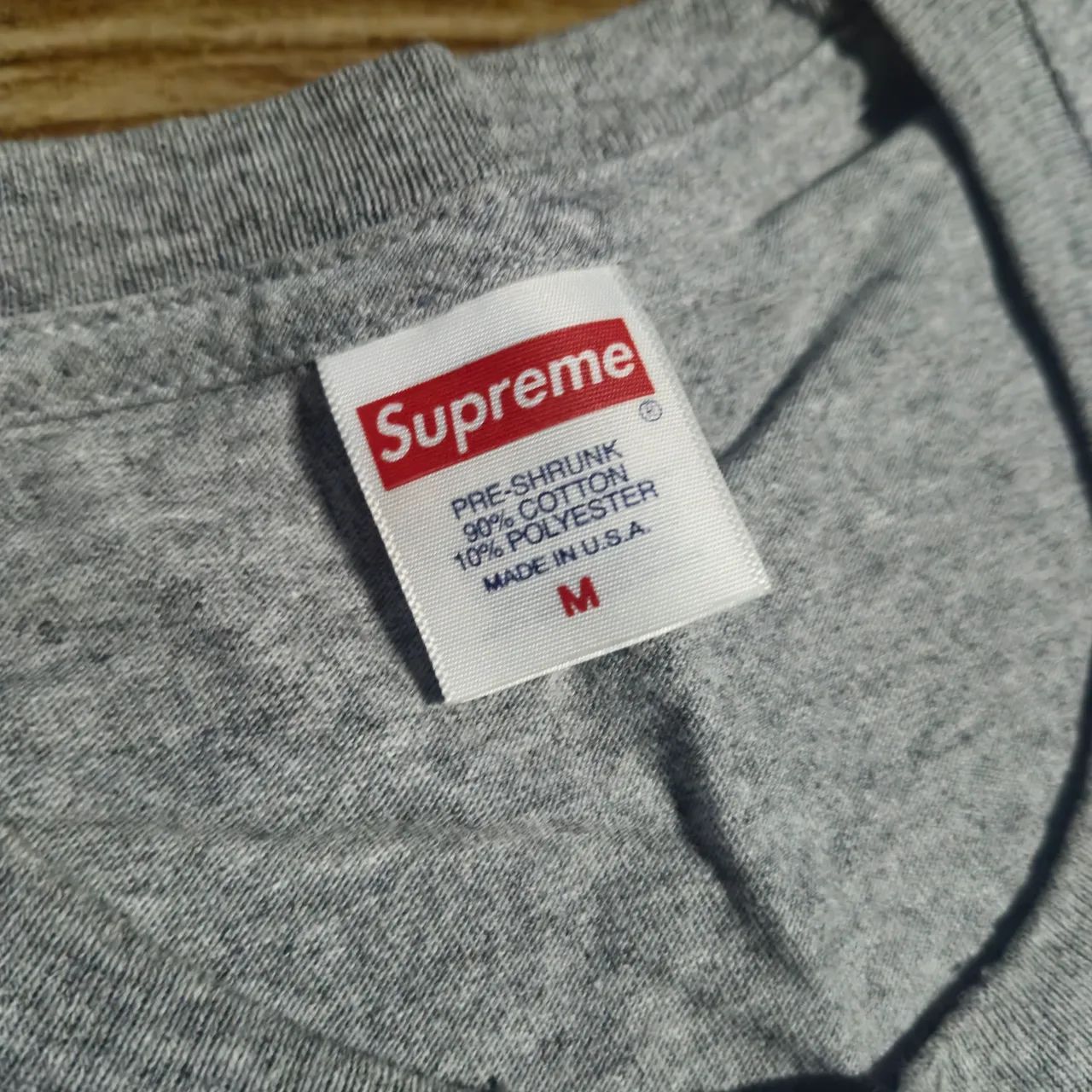 Camiseta Supreme Backwards Tee Heather Grey - Foto 4