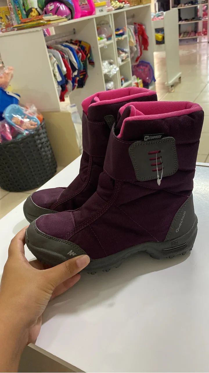 Bota Decathlon impermeável 