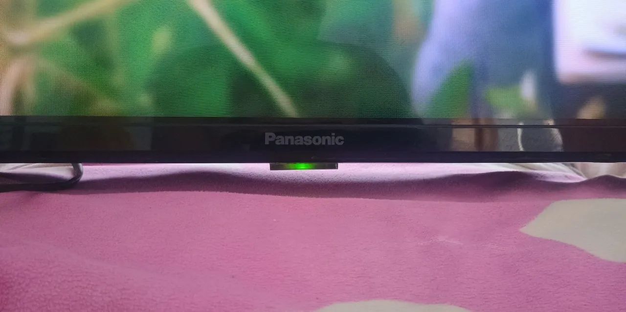 Tv 32 polegadas Panasonic  - Foto 2