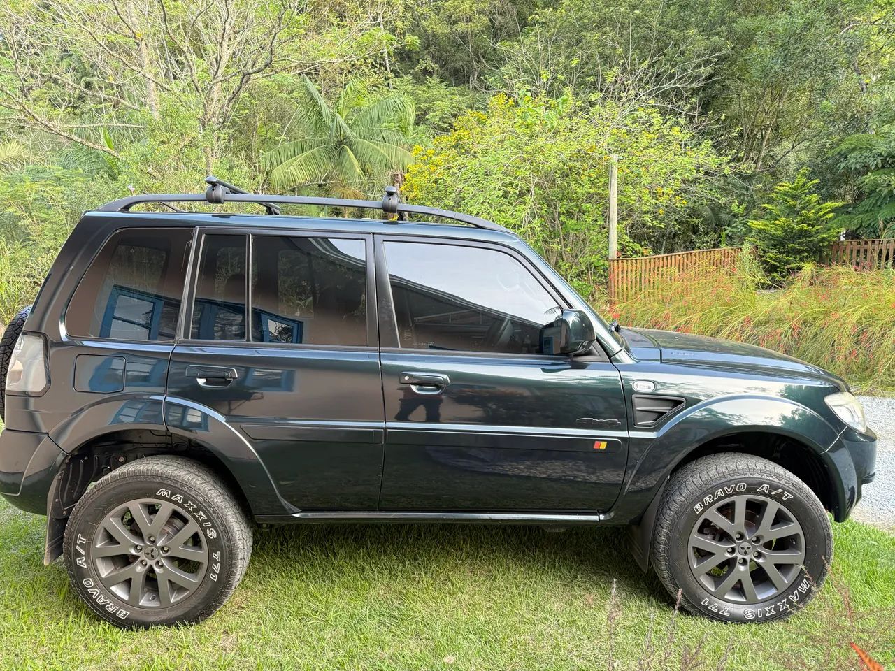 Mitsubishi Pajero TR4 2.0/ 2.0 Flex 16V 4X4 Aut. 2010 - Foto 3