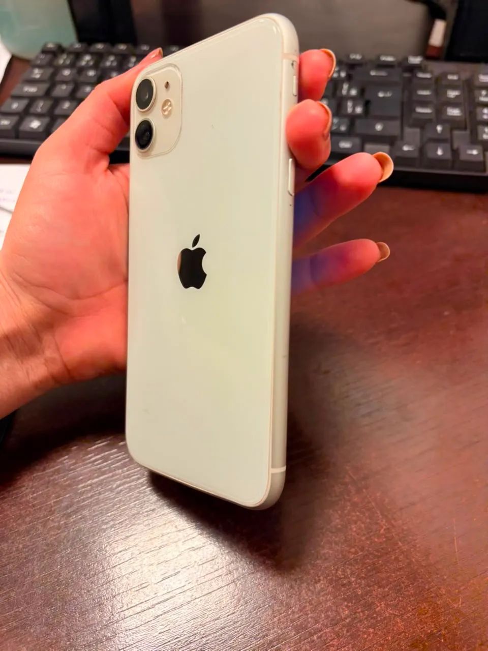 Iphone 11 128g usado - Foto 4