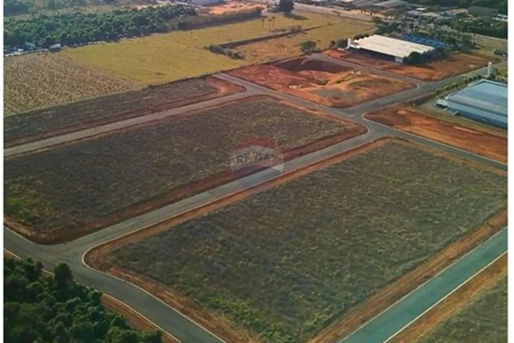 Terreno comercial e industrial para comprar em Holambra
