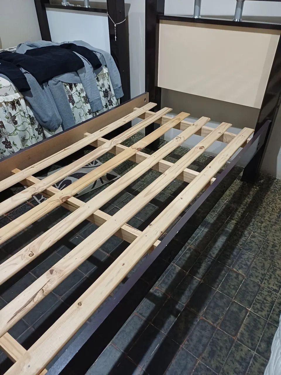 Cama de solteiro de madeira  - Foto 4