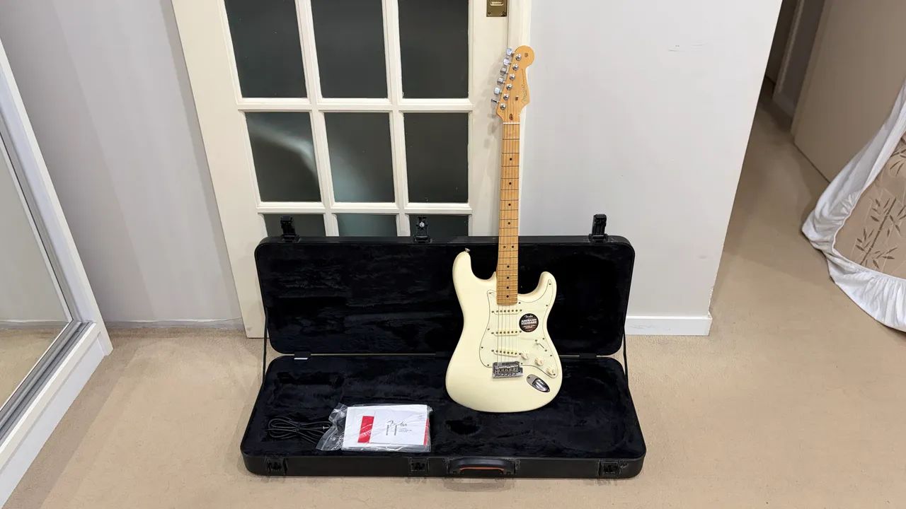 Fender Stratocaster - Foto 3