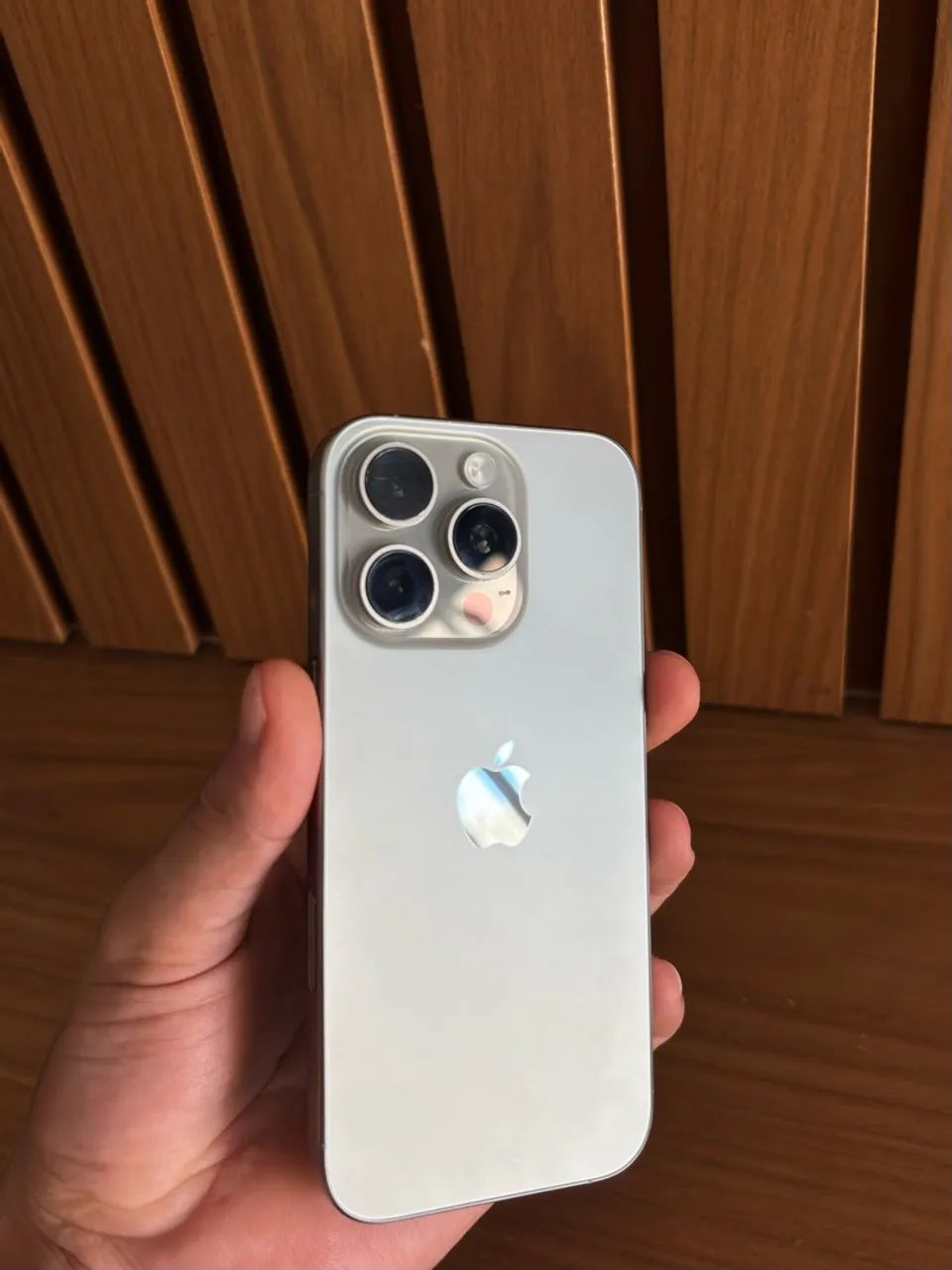 iPhone 16 Pro