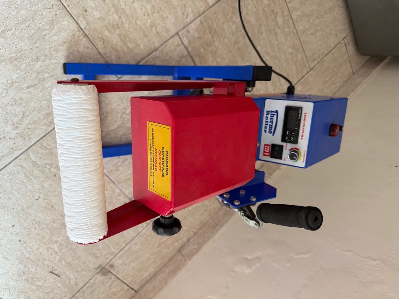     Máquina para Estampar Copos, Garrafas e Canecas